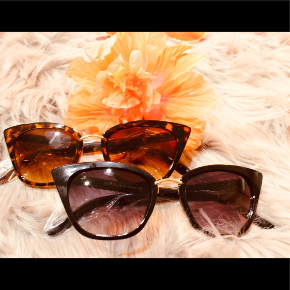Women Sunglasses **PRICED PER PAIR**